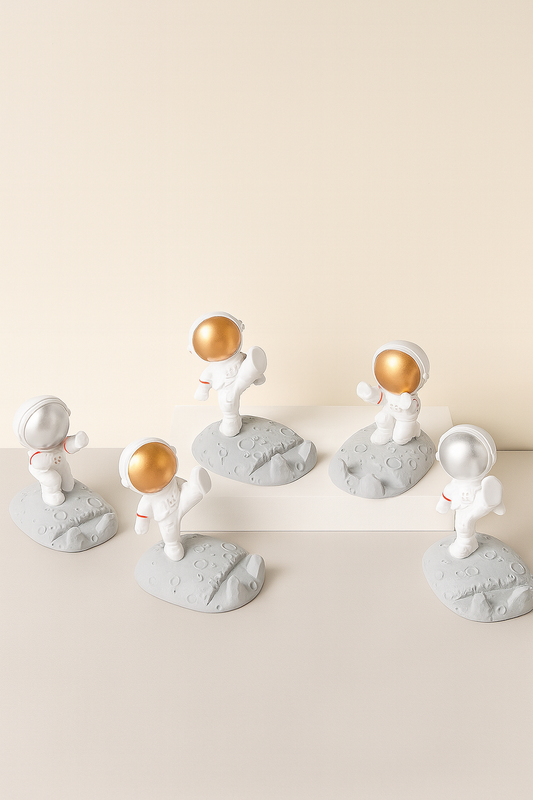 Nordic Style Astronauts Mobile Phone Stand Holder
